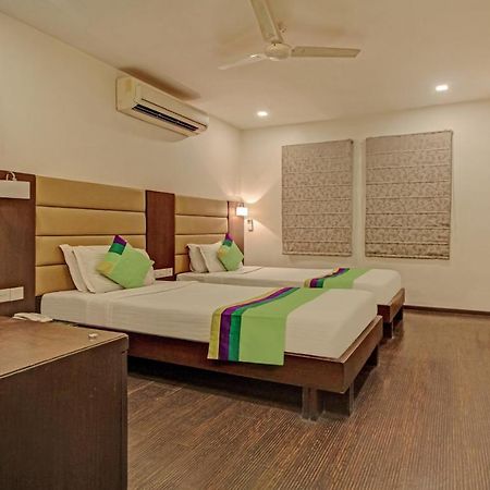Treebo Trend Hotel Relax Inn Calcutta Exteriör bild